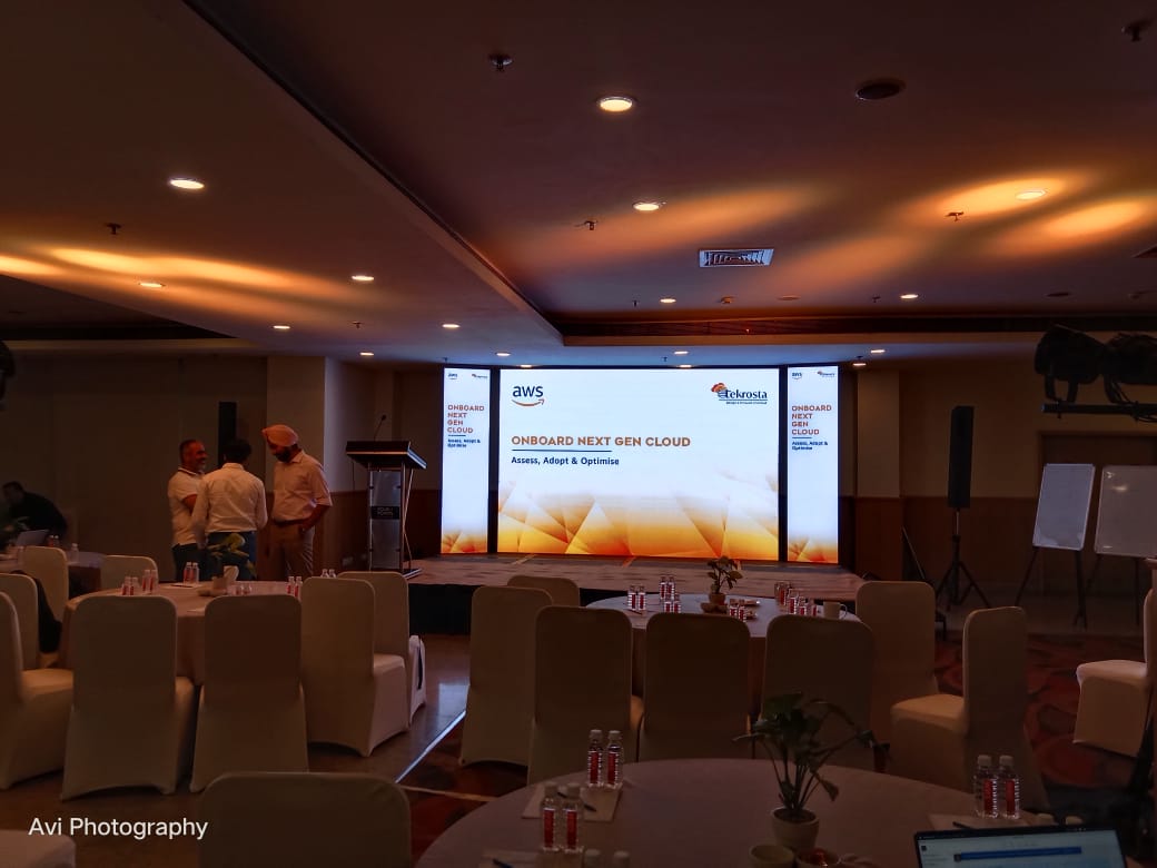 Curved LED Video Wall For Rent